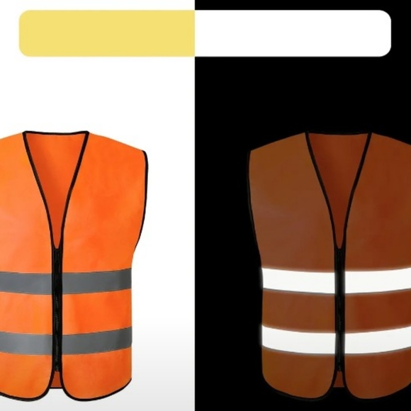 High Visibility Safety Vest (TEMPORARY PRICE) - Picture 3 of 4